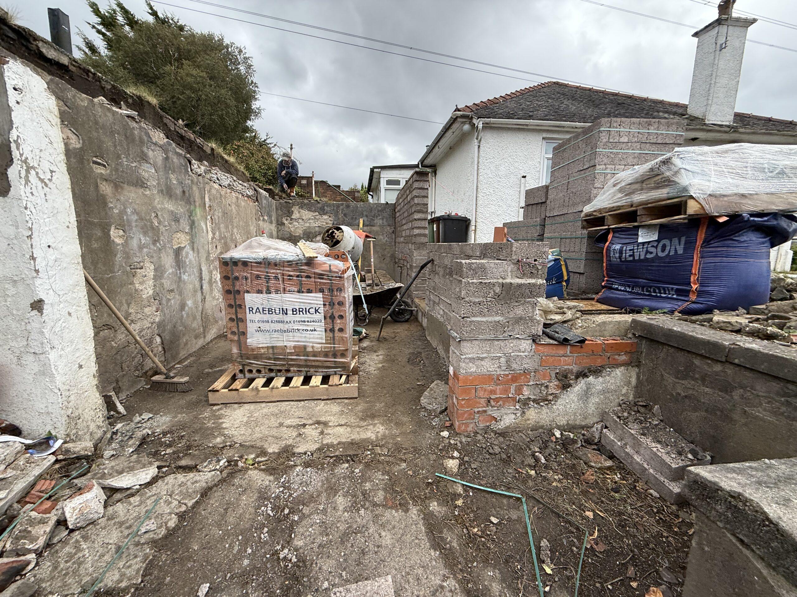 Kitchen refit Glasgow by HomeDecorZone