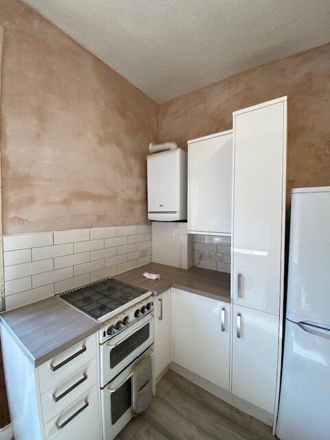 Kitchen renovation Glasgow by HomeDecorZone