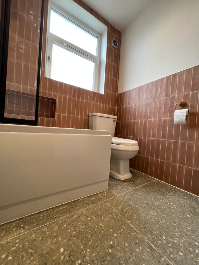 Bathroom renovation Glasgow by HomeDecorZone