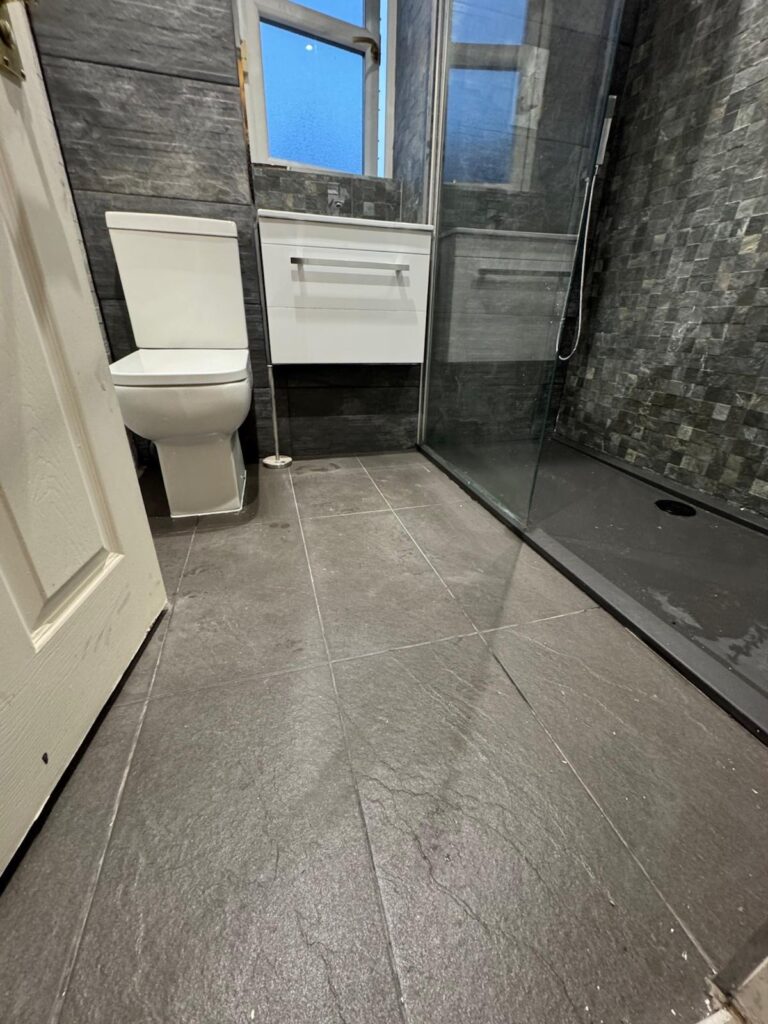 Bathroom renovation Glasgow by HomeDecorZone