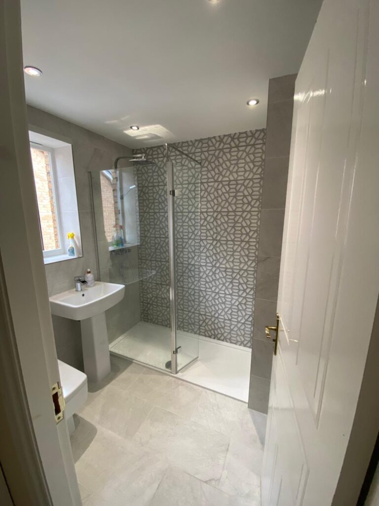 Bathroom renovation Glasgow by HomeDecorZone
