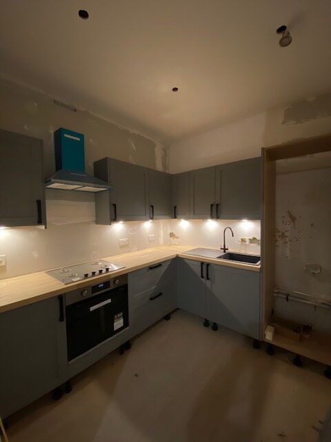 Kitchen renovation Glasgow by HomeDecorZone
