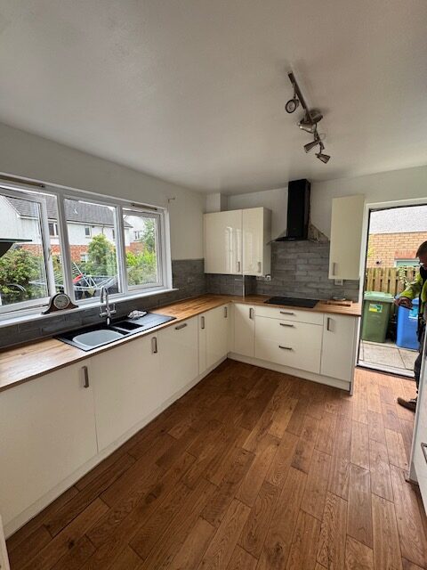 Kitchen renovation Glasgow by HomeDecorZone