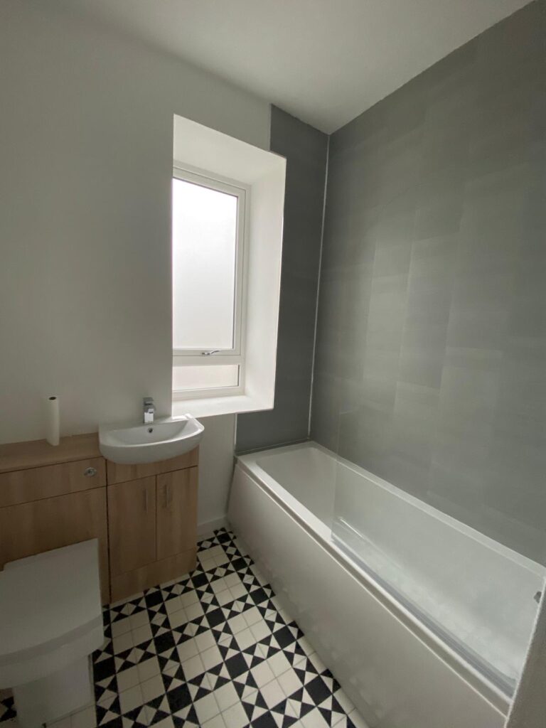 Bathroom renovation Glasgow by HomeDecorZone