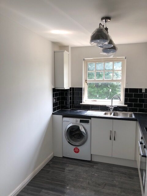 Kitchen renovation Glasgow by HomeDecorZone