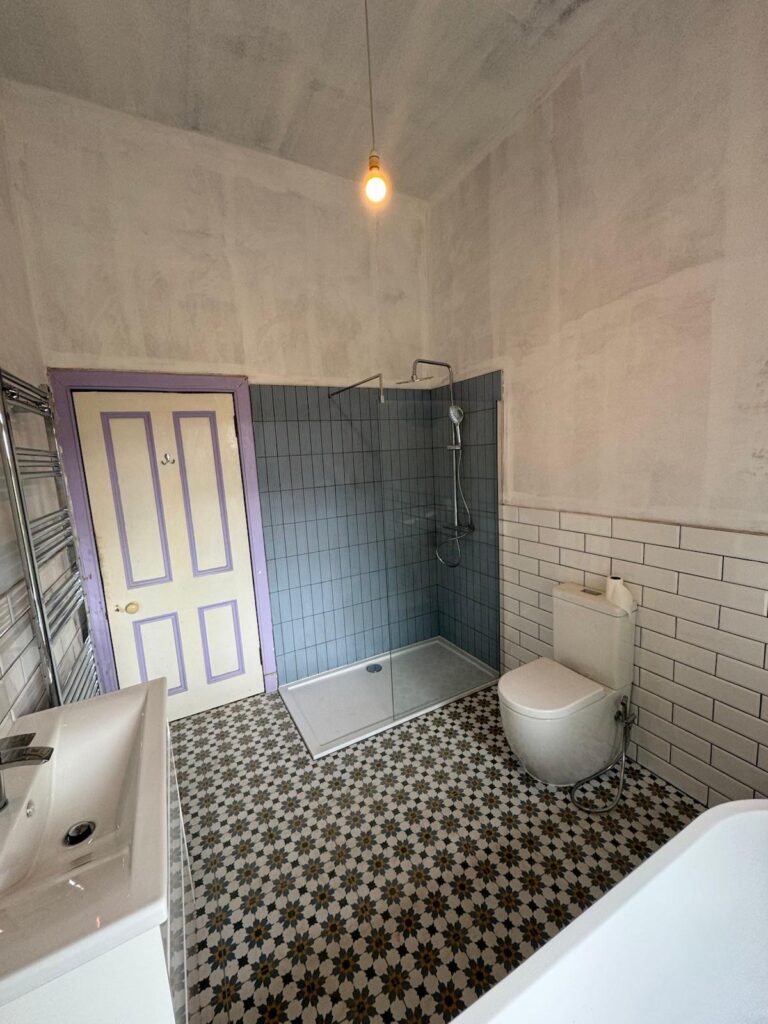 Bathroom renovation Glasgow by HomeDecorZone