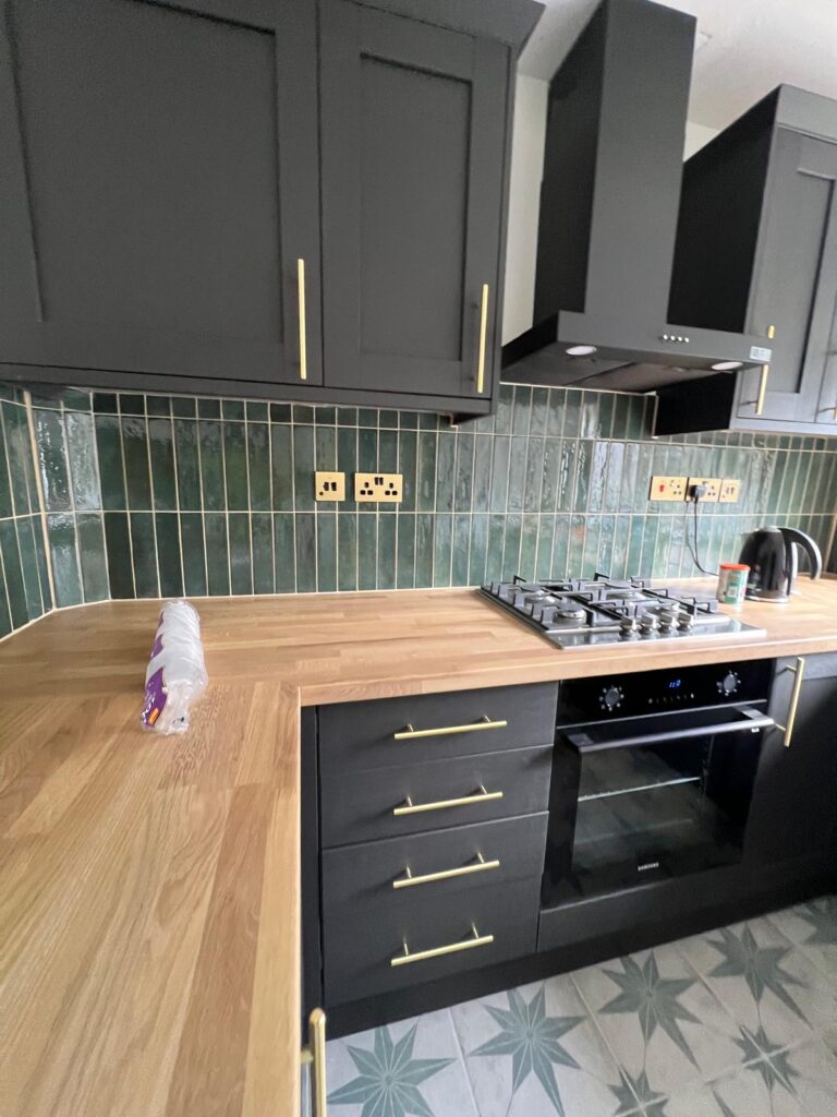 Kitchen renovation Glasgow by HomeDecorZone